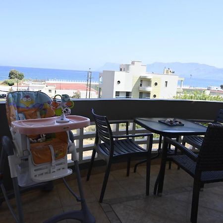 Smell Of The Sea Apartment Kíssamos Exterior foto