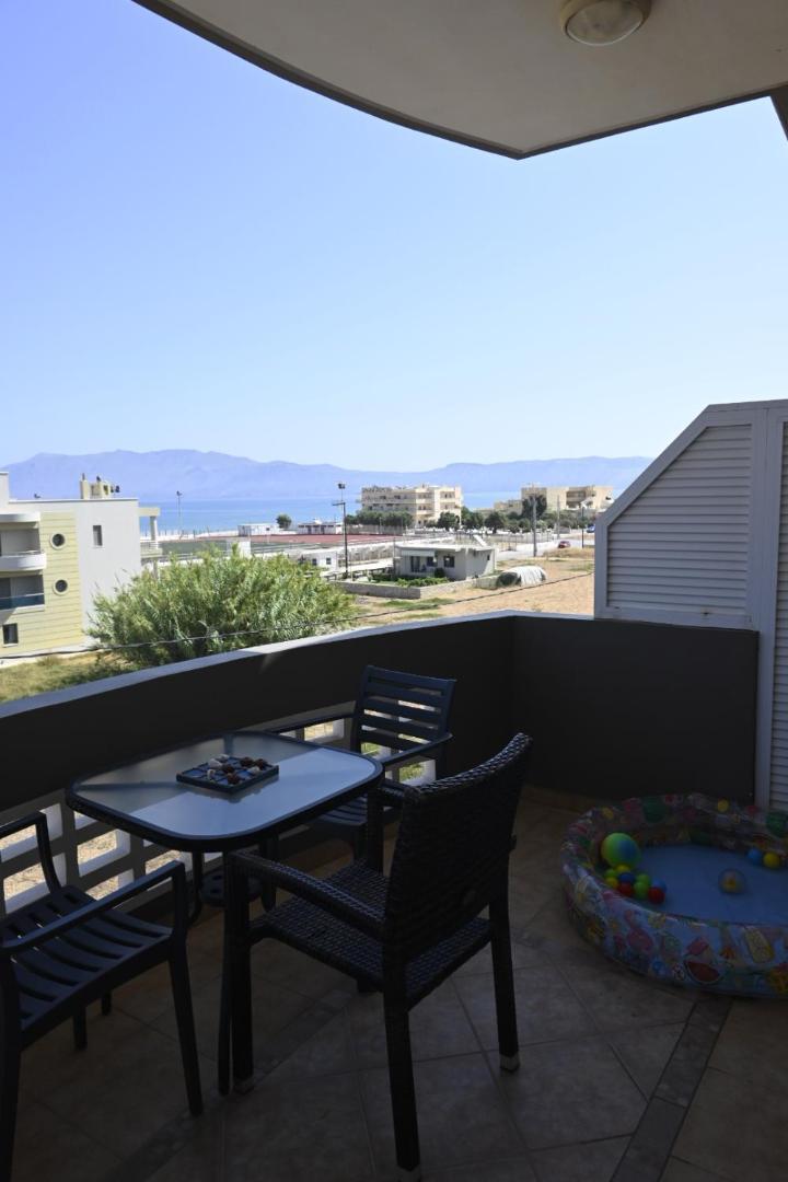 Smell Of The Sea Apartment Kíssamos Exterior foto